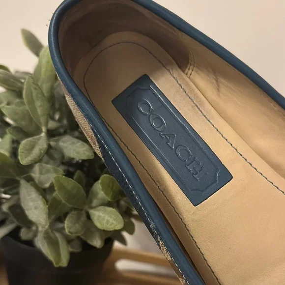 Coach Blue and Tan Flats with Signature Pattern - Picture 7 of 7